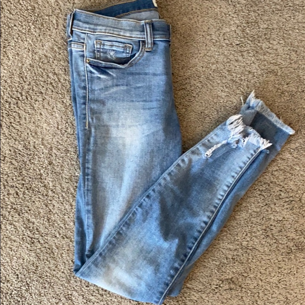 💗Boutique Distressed Skinny Jeans💗